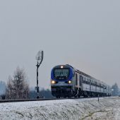 SU160-004