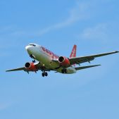 Boeing 737-73V #G-EZKC