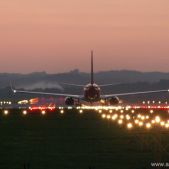 Boeing 737-76N