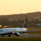 Boeing 737-8AS #SP-RNA