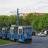 Konstal 105Na #401+373