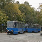 Konstal 105Na #371+370