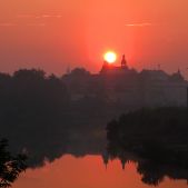Wschód słońca nad Klasztorem Norbertanek