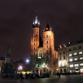 Krakowski Rynek Główny nocą