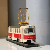 Tatra T3SUCS #7042