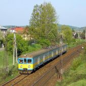 EN57-893