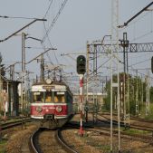EN57-1696